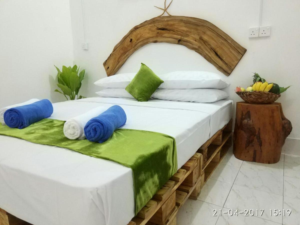 Veli Villa Thoddoo Exteriör bild